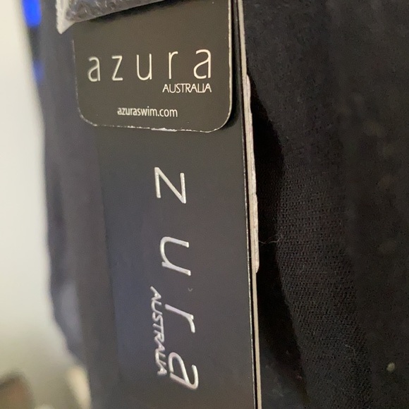 Beautiful swim cover up - Picture 6 of 6